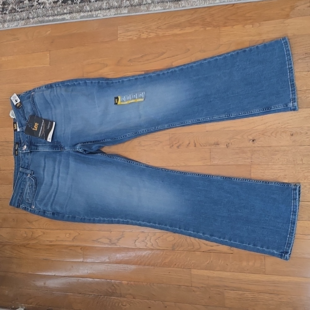 LEE BRAND WOMEN'S PLUS SIZE BOOT CUT MID-RISE BLUE JEANS SIZE 14